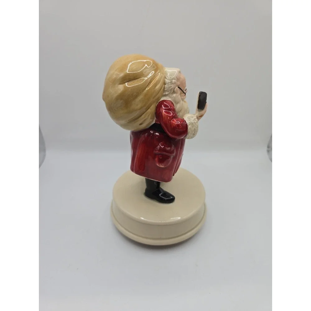 Musical Santa Otagiri Japan Vintage Christmas Plays Music & Spins 7in